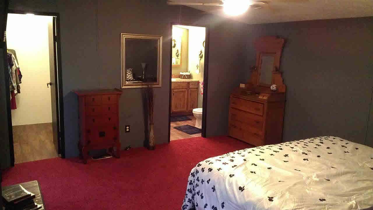 512 E Oak St, Decker, IN 47524 photo 8