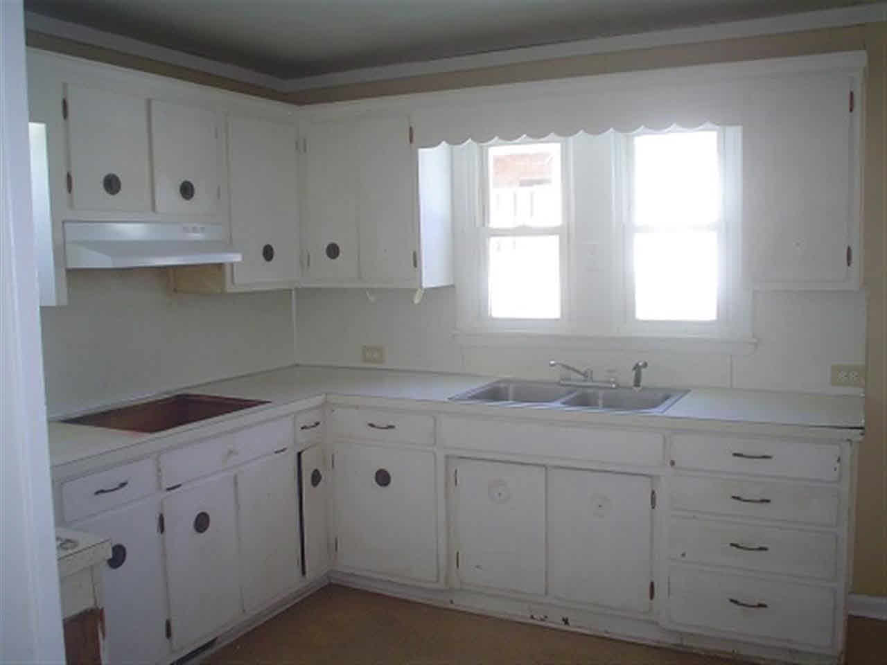 202 W 5th St, Bicknell, IN 47512 photo 3