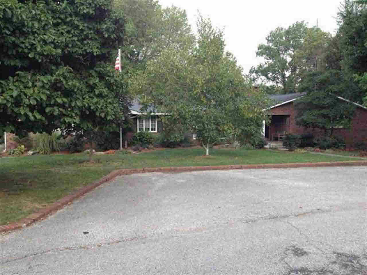 3339 Elm Ln, Vincennes, IN 47591 photo 1