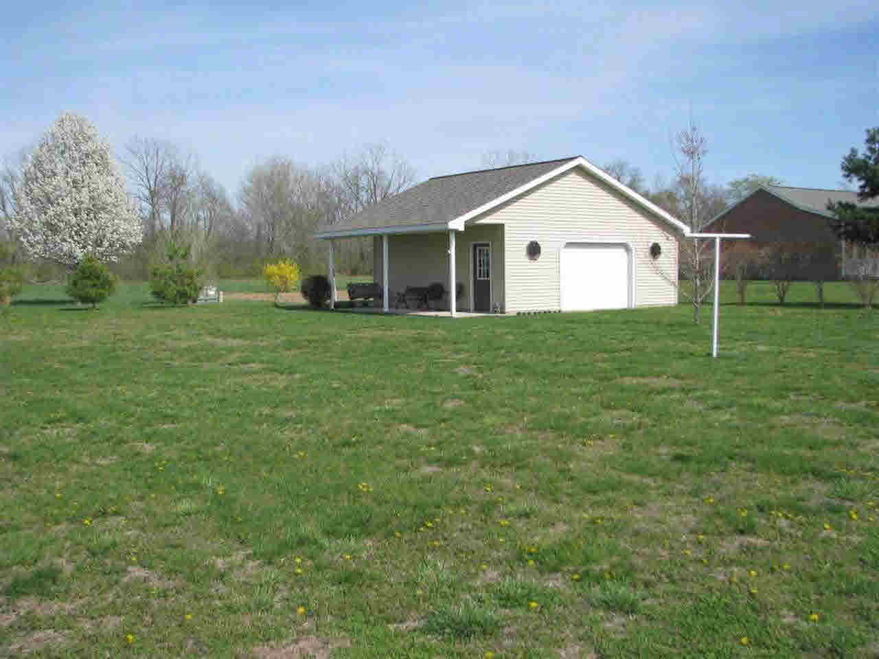 2236 S Henderson Rd, Vincennes, IN 47591 photo 8