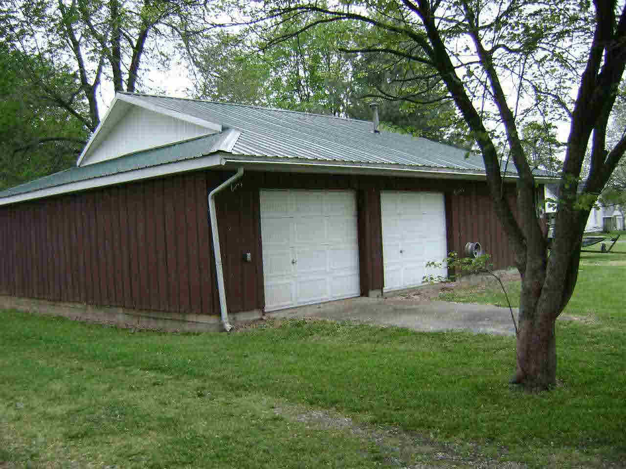 701 S Main, Bicknell, IN 47512 photo 3