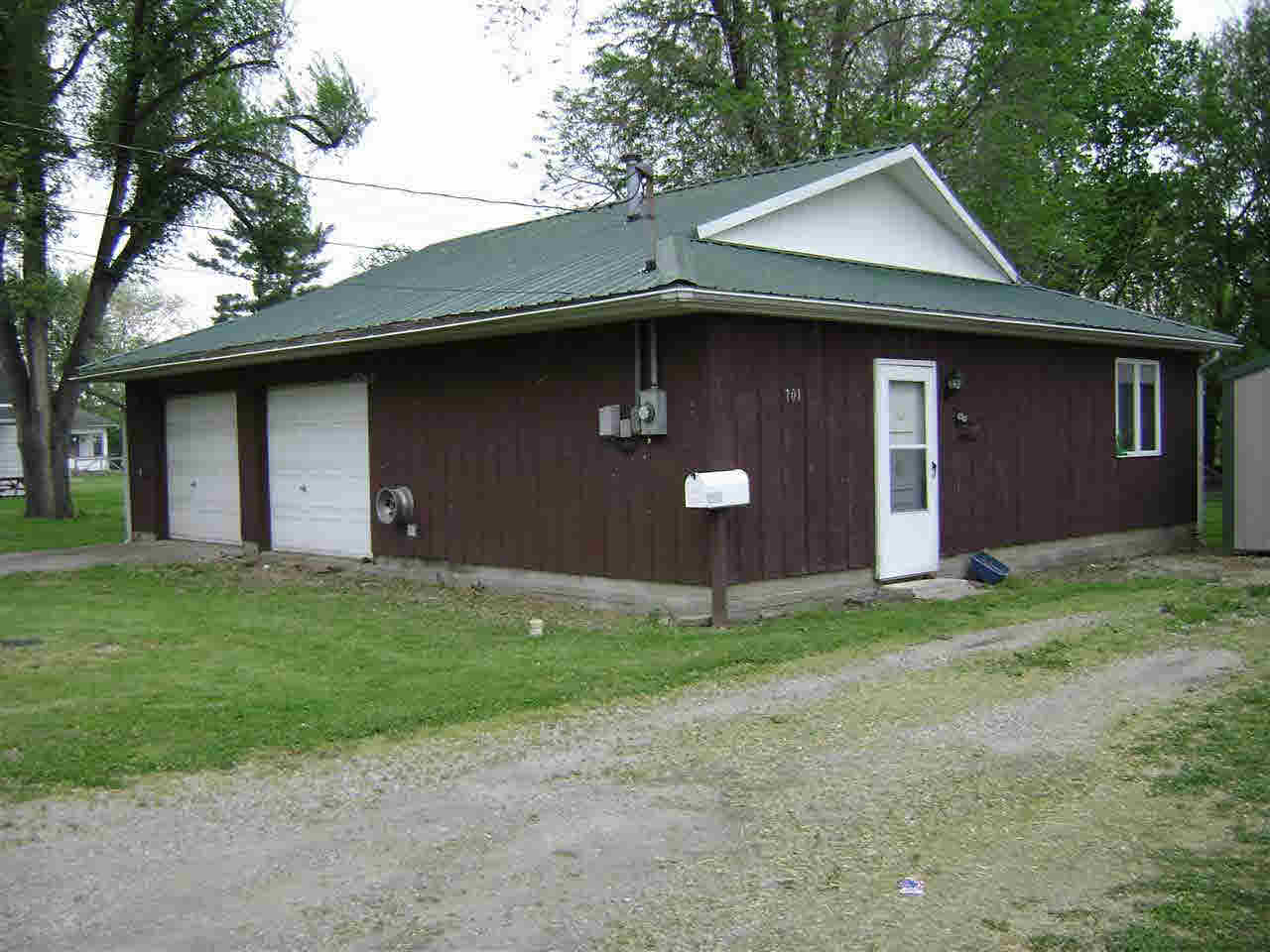 701 S Main, Bicknell, IN 47512 photo 1