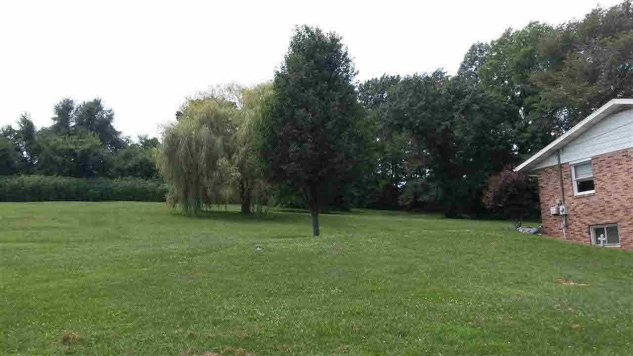 935 N Mcclure Rd, Vincennes, IN 47591 photo 12