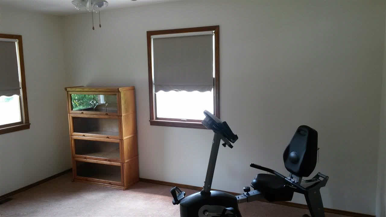 935 N Mcclure Rd, Vincennes, IN 47591 photo 10