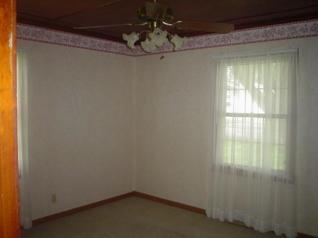 1007 W Franklin Ave, Bicknell, IN 47512 photo 4