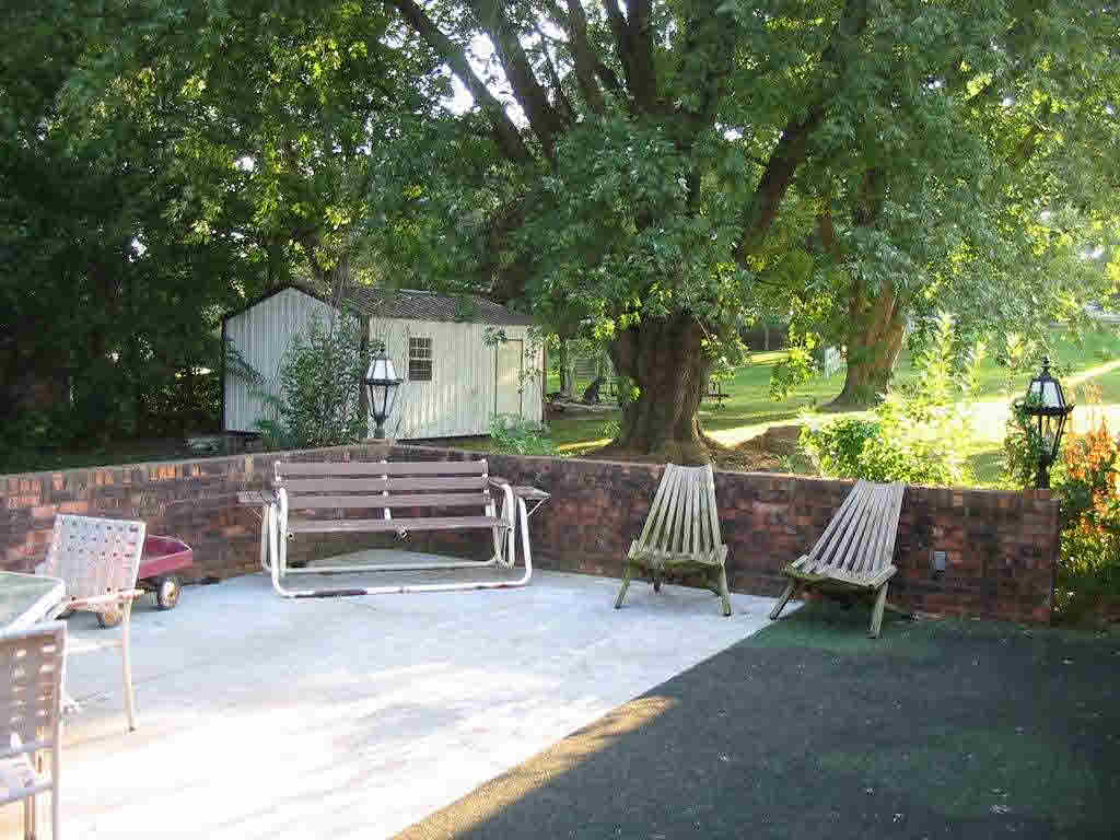 2269 E Seminole Dr, Vincennes, IN 47591 photo 8