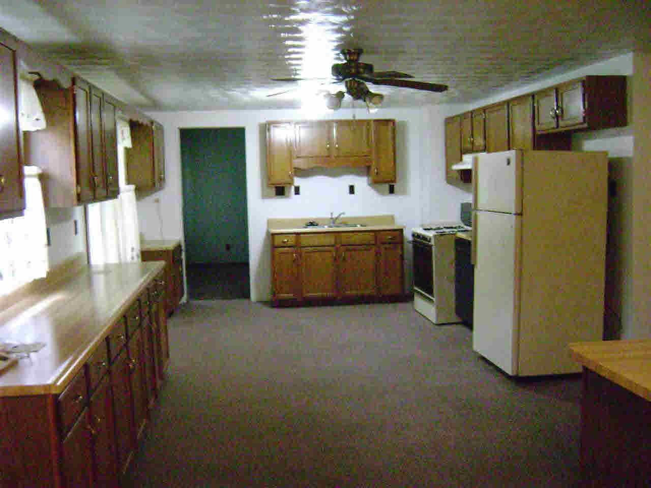 107 E Shipping St, Edwardsport, IN 47528 photo 5