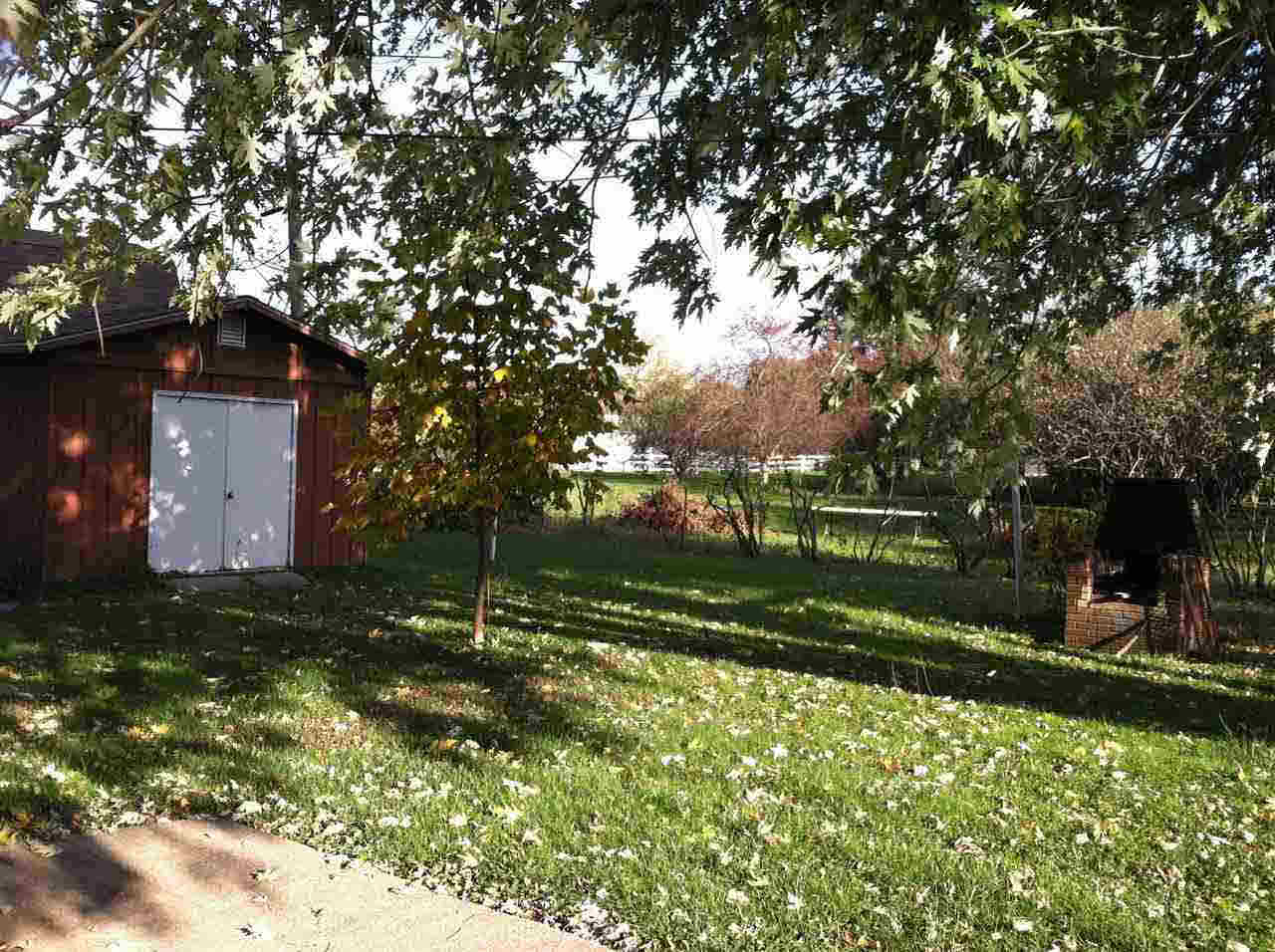 307 Eastgate Dr, Vincennes, IN 47591 photo 10