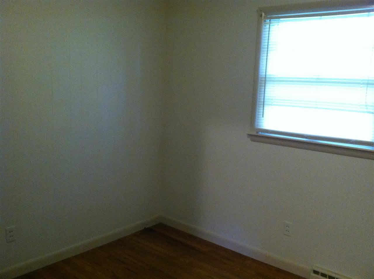 307 Eastgate Dr, Vincennes, IN 47591 photo 7