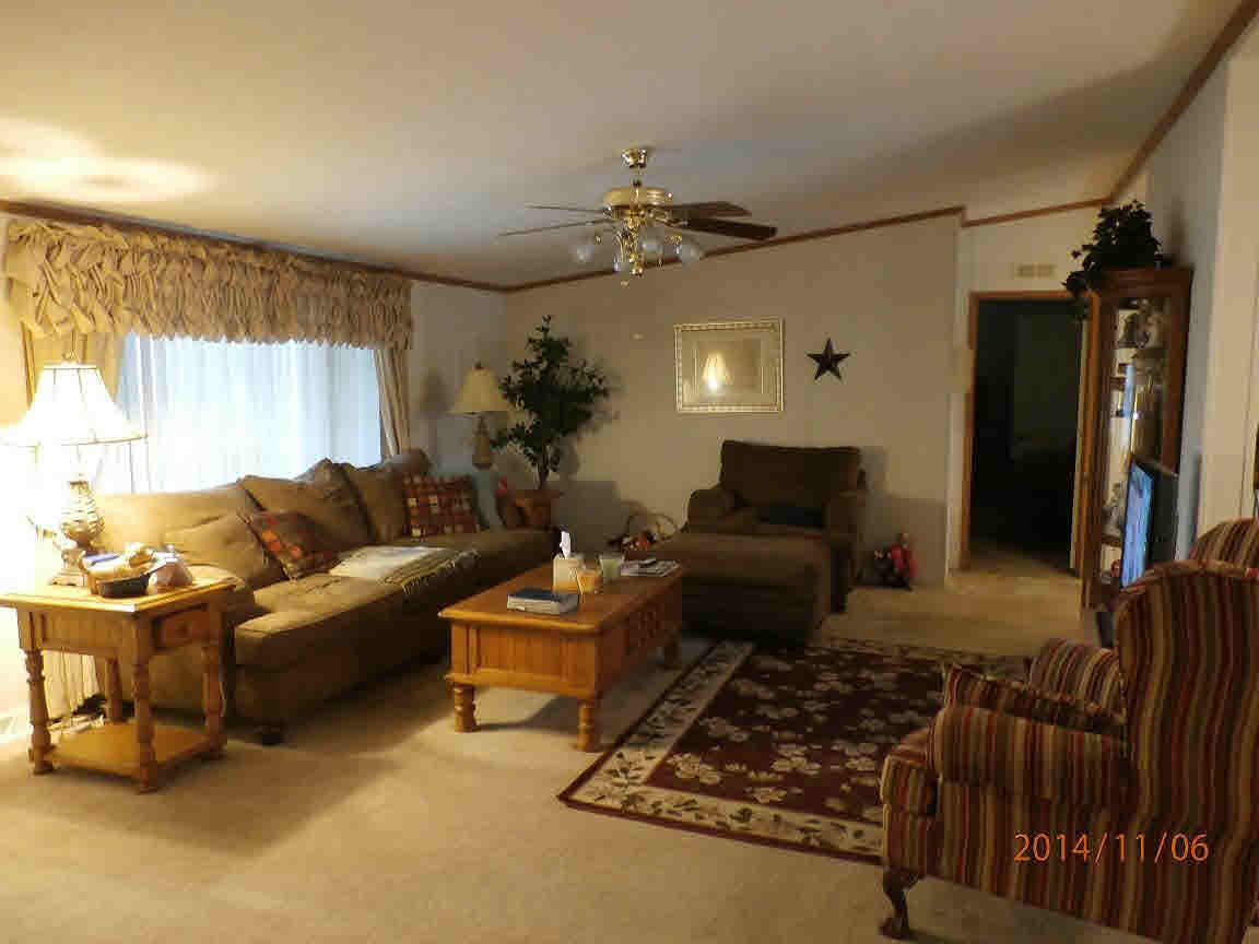 332 White River Ave, Bicknell, IN 47512 photo 5