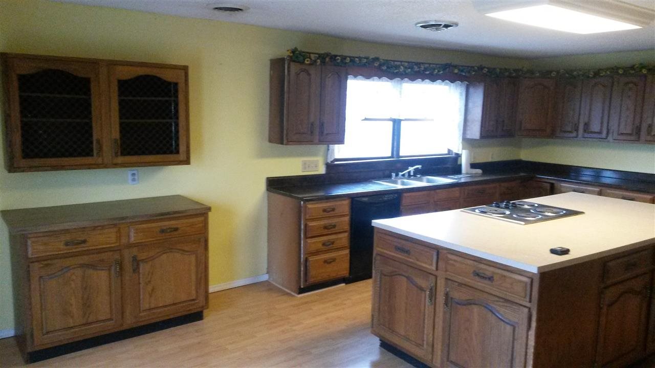 9320 E Sr 67, Bruceville, IN 47516 photo 10