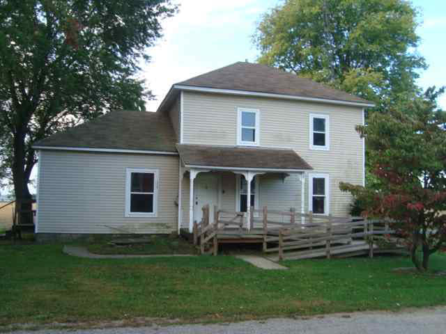 2010 E 365 S, Lagrange, IN 46761 photo 1