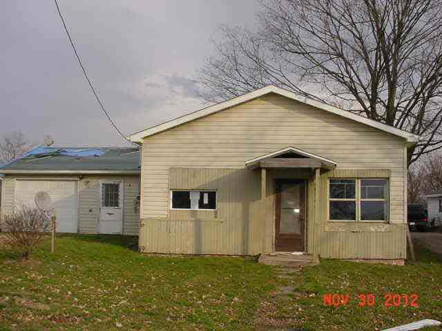 6260 N State Road 327, Orland, IN 46776 photo 1
