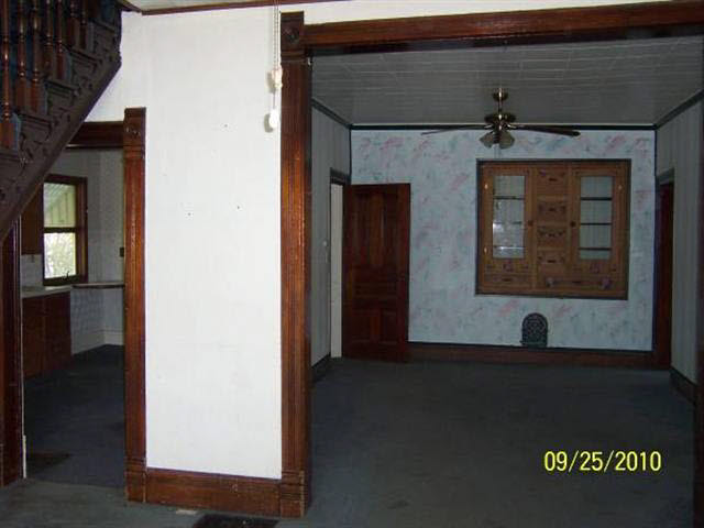 209 E Main St, Butler, IN 46721 photo 3