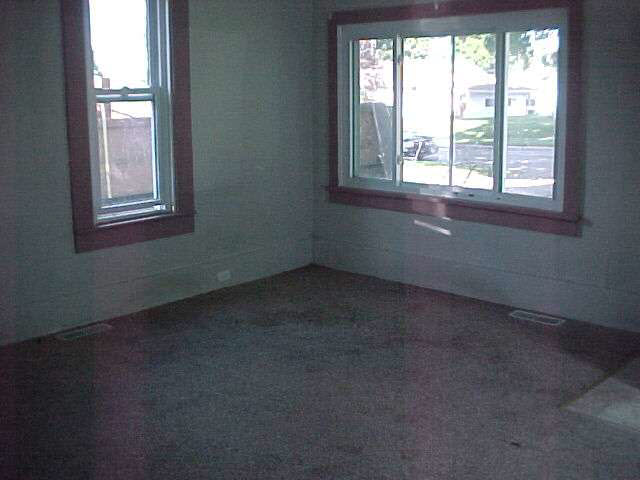 409 N High St, Lagrange, IN 46761 photo 8