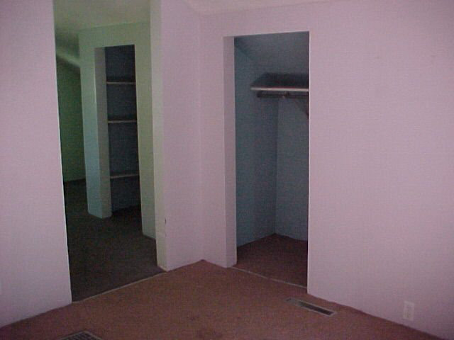 409 N High St, Lagrange, IN 46761 photo 7