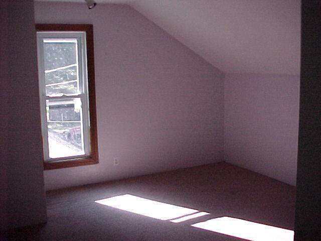 409 N High St, Lagrange, IN 46761 photo 6