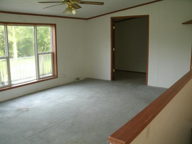 4240 E 250 N, Lagrange, IN 46761 photo 3
