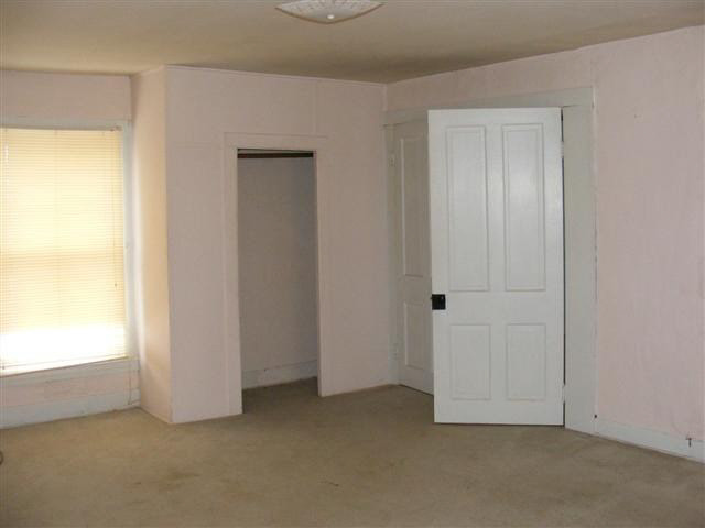 355 N Wayne St, Waterloo, IN 46793 photo 7