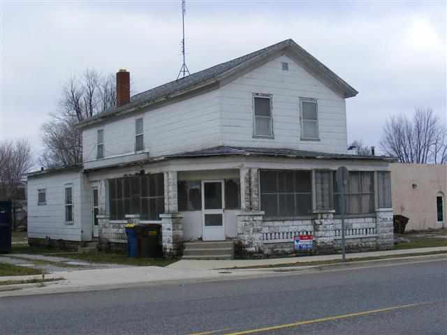 355 N Wayne St, Waterloo, IN 46793 photo 1