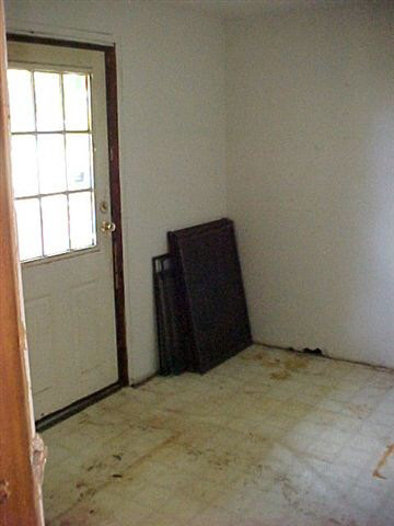 208 Fulton St, Ligonier, IN 46767 photo 11