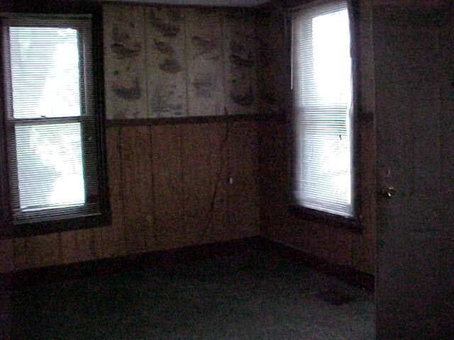 208 Fulton St, Ligonier, IN 46767 photo 5