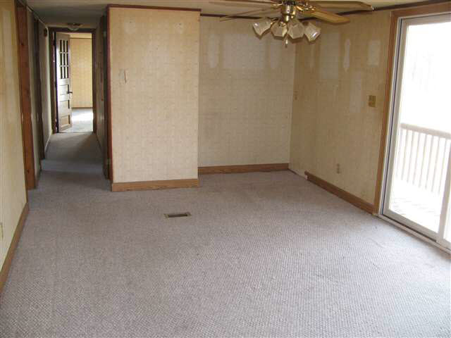 700 E Weber Rd, Albion, IN 46701 photo 4