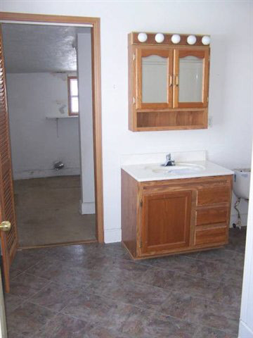 350 West St, Waterloo, IN 46793 photo 9
