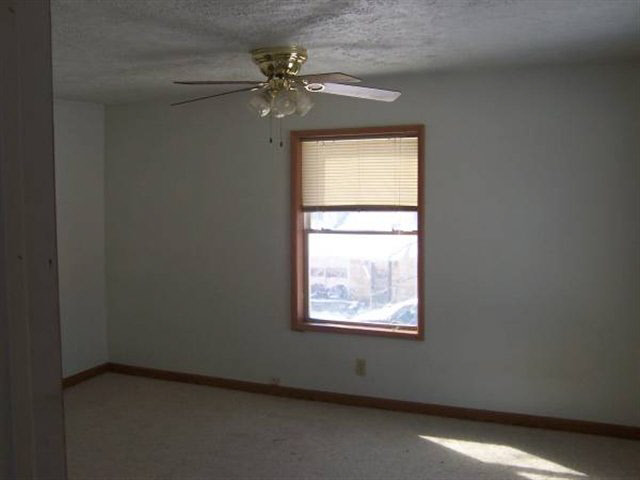 350 West St, Waterloo, IN 46793 photo 6