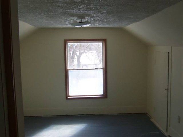 350 West St, Waterloo, IN 46793 photo 8
