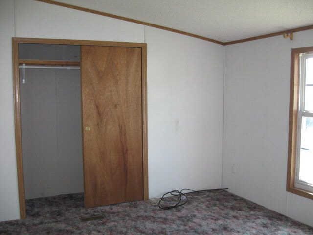 1070 S 525 E, Lagrange, IN 46761 photo 4
