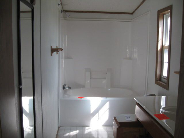 1070 S 525 E, Lagrange, IN 46761 photo 5