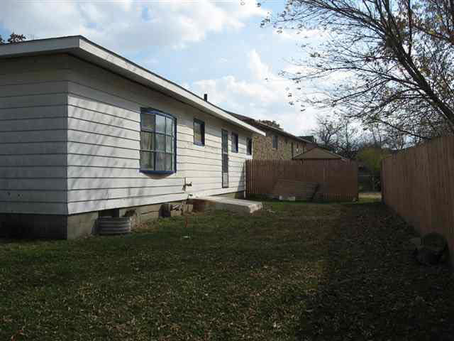 3820 S 1175 E, Lagrange, IN 46761 photo 2