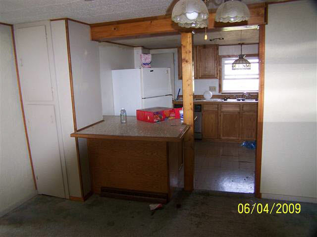 745 N Wayne St, Waterloo, IN 46793 photo 7
