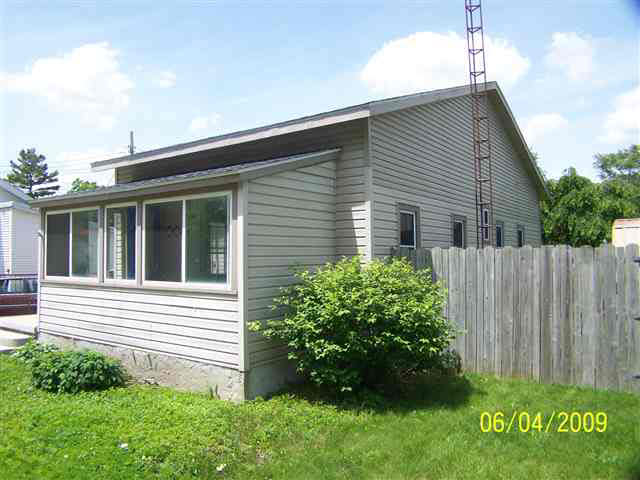 745 N Wayne St, Waterloo, IN 46793 photo 3