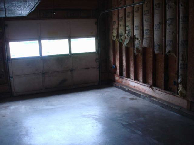 620 N Maple St, Lagrange, IN 46761 photo 3
