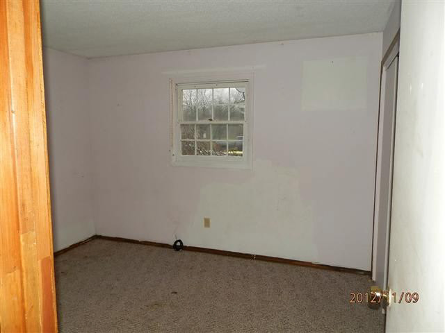 116 S Ivy Ln, Butler, IN 46721 photo 16