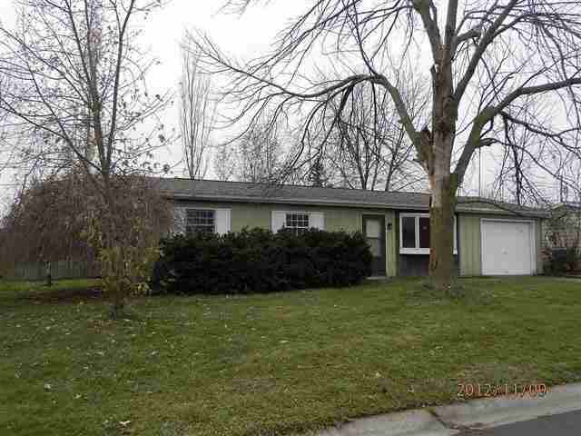 116 S Ivy Ln, Butler, IN 46721 photo 2