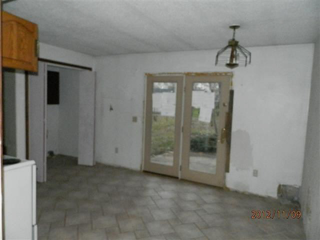 116 S Ivy Ln, Butler, IN 46721 photo 5