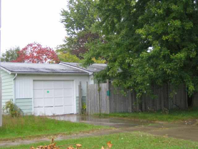 801 Meadowbrook, Lagrange, IN 46761 photo 2