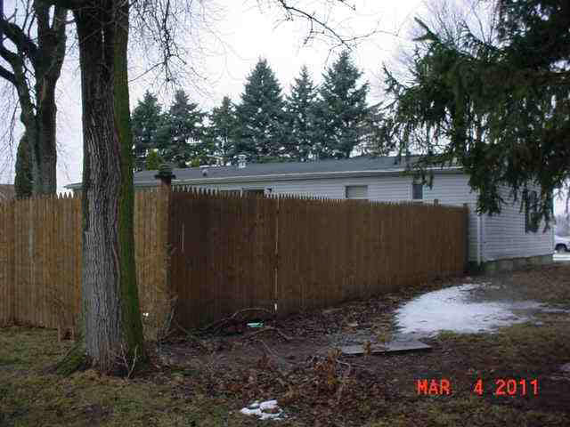 212 E Garfield, Ashley, IN 46705 photo 3