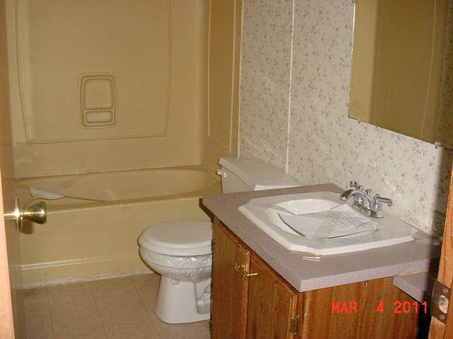212 E Garfield, Ashley, IN 46705 photo 11