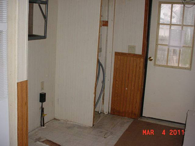 212 E Garfield, Ashley, IN 46705 photo 10