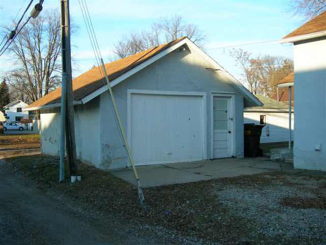 160 E Marion St, Waterloo, IN 46793 photo 9