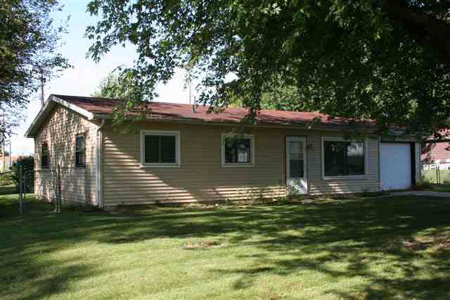 749 Pleasant Ln, Lagrange, IN 46761 photo 1
