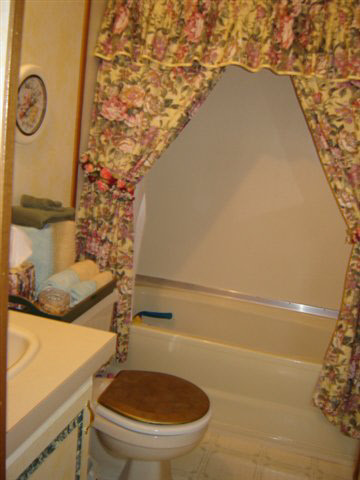 7465 N Baker Rd, Fremont, IN 46737 photo 4