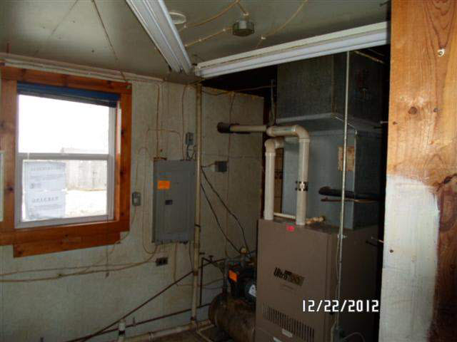 7607 N Albion St, Wawaka, IN 46794 photo 2