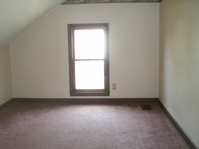 207 W Bell St, Lagrange, IN 46761 photo 10