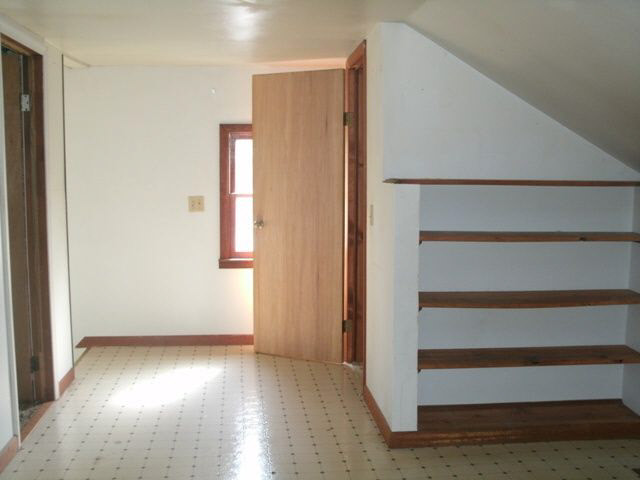 207 W Bell St, Lagrange, IN 46761 photo 12