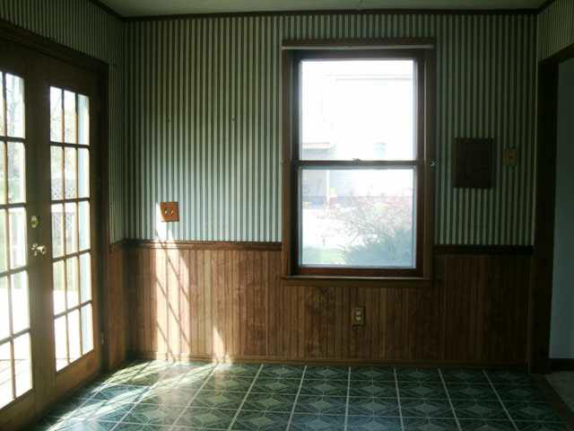 207 W Bell St, Lagrange, IN 46761 photo 7